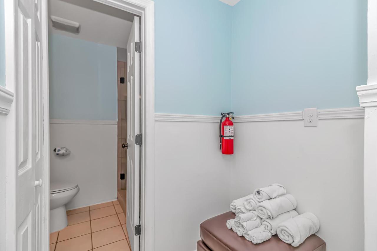 125 Atlantic Avenue Unit E - Pet Friendly! Walk To The Beach And Pier!1Br -1Ba - Sleeps 2-4 Guests! Myrtle Beach Exterior photo